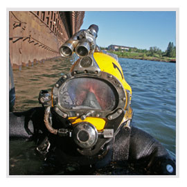 inset pic2 underwater construction