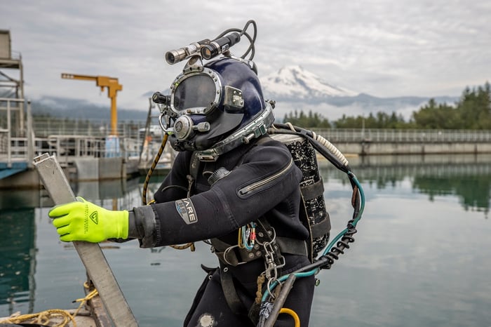 Diver Mountain Upper Baker Dam