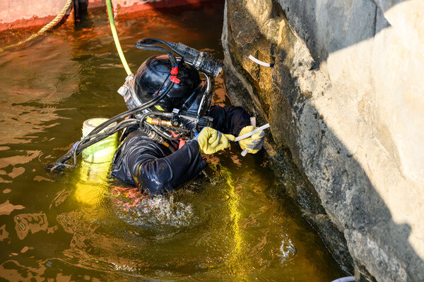 2024 MnDOT Stone Arch Bridge - b3) Dive Crew Tuckpointing-136_webview