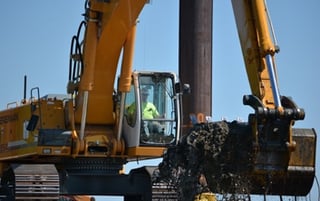 navigational dredging, mechanical dredging, dock dredging, mississippi river dredging, river dredging, marine construction