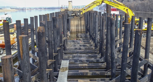 railroad bridge construction, railroad timber repairs, railroad timber fender construction, timber cribbing, timber fender systems, bridge protection