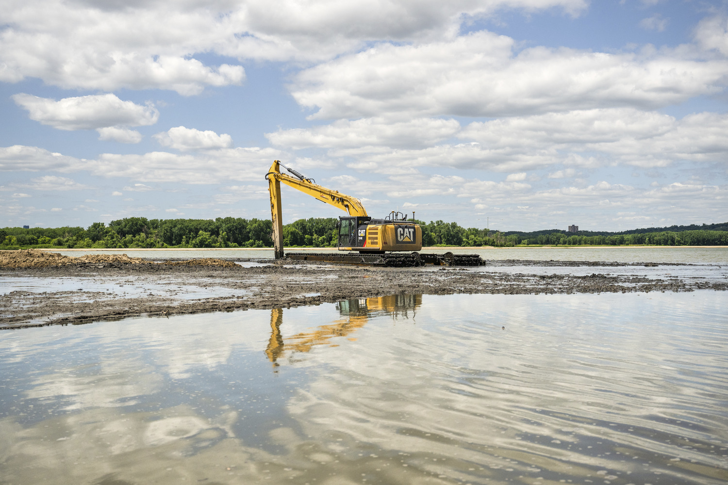 Photo of Island Building at Pigs Eye Lake