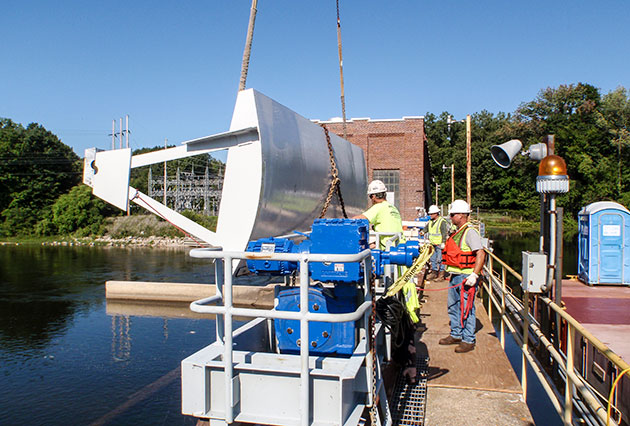dam construction, dam repairs, tainter gate replacement, hydroelectric dam repairs, trunnion repairs