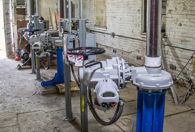 tainter gate actuators, tainter gate actuator installation, dam repairs