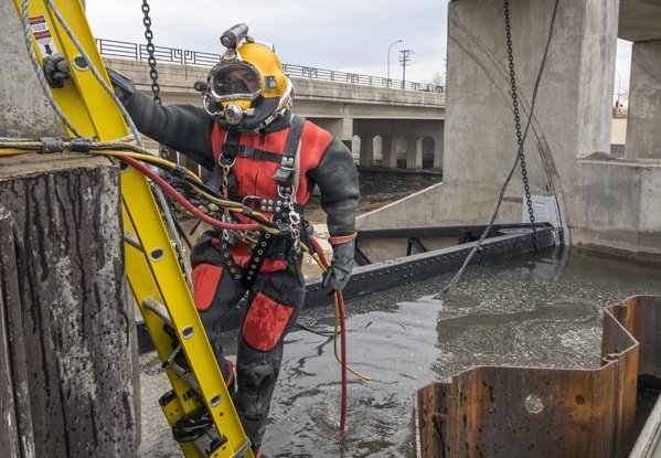 underwater inspections, dam inspections, underwater repairs, FERC part 12 inspections, dive inspections, commercial divers, dam divers