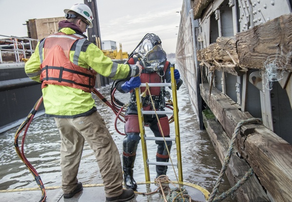 underwater construction, underwater inspections, dam inspections, commercial divers