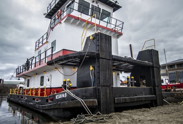 switching and fleeting, fleeting, harbor management, tow boat services, Upper MIssissippi river towboat, fleeting, barge transportation