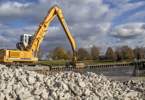 rip rap, scour and erosion control, scour and erosion repair, embankment protection, erosion control, rock placement