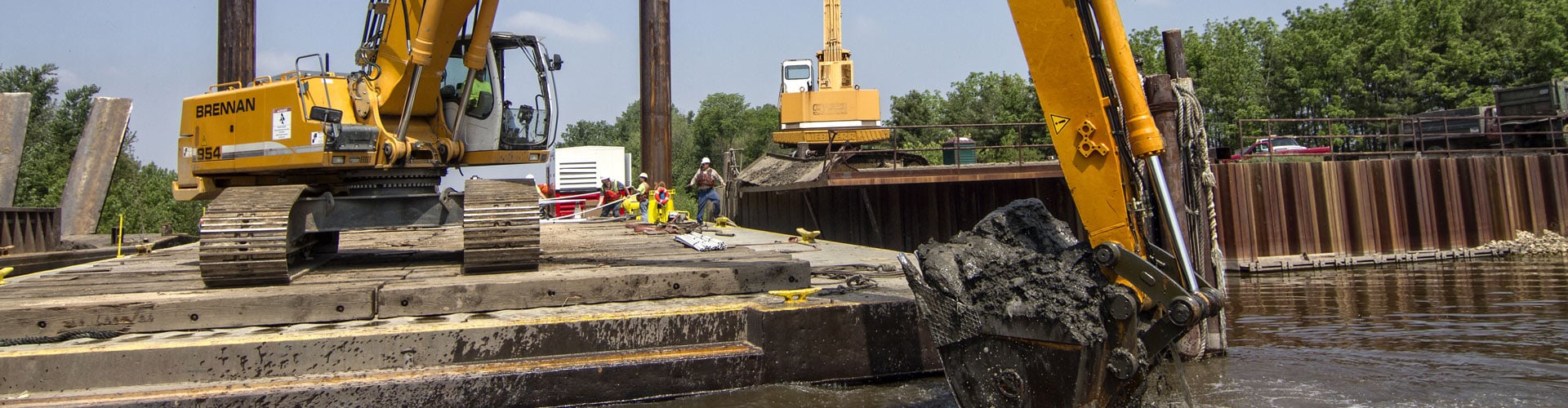 marine construction, dredging, mechanical dredging, dock dredging, barge terminal dredging, access dredging