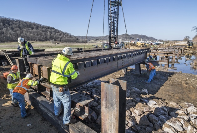 railroad bridge construction, railroad bridge contractors, bridge construction, span replacement, hi rail equipment